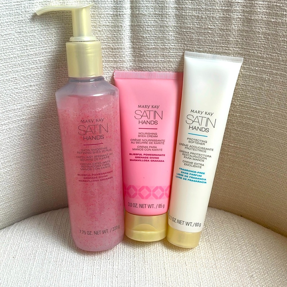 Satin hands skin care set Blissful pomegranate by Mary Kay